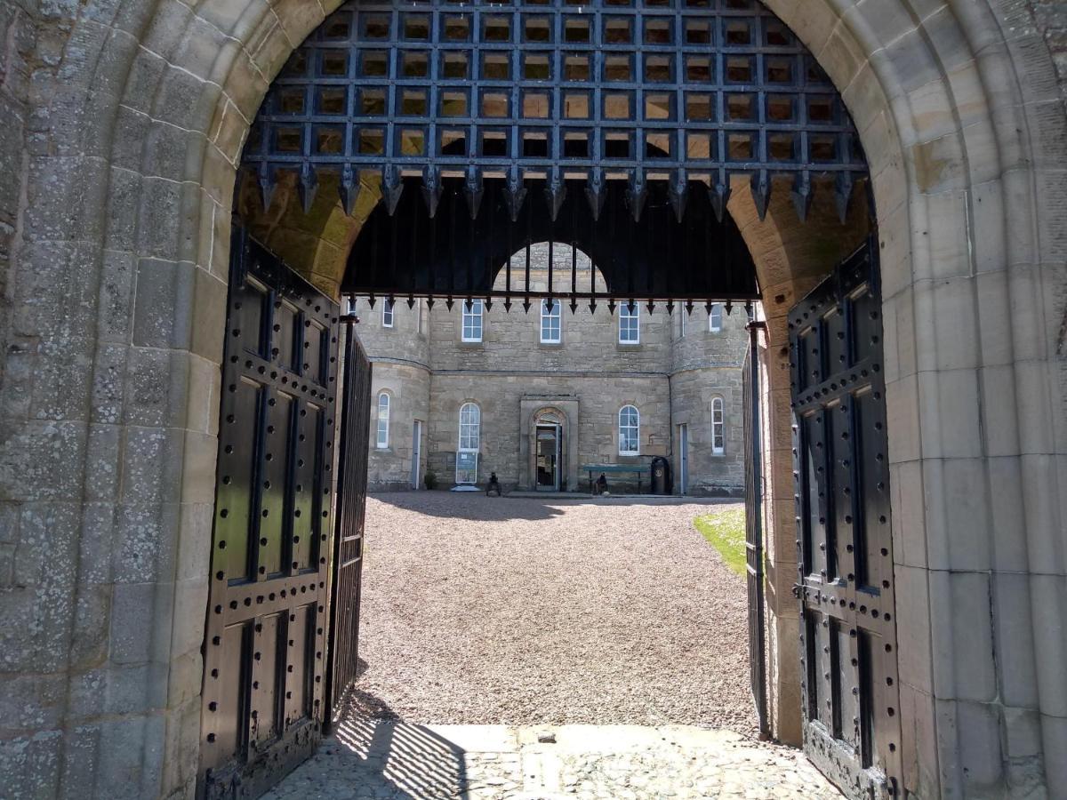 Marys Garden View South Apartamento Jedburgh Exterior foto